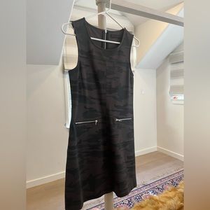 Woman size 4 Sanctuary camo colored dress.